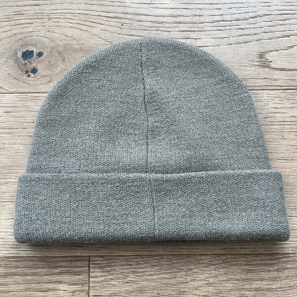 Burton AK Stagger Merino Wool Beanie / like new / khaki - Picture 3 of 5